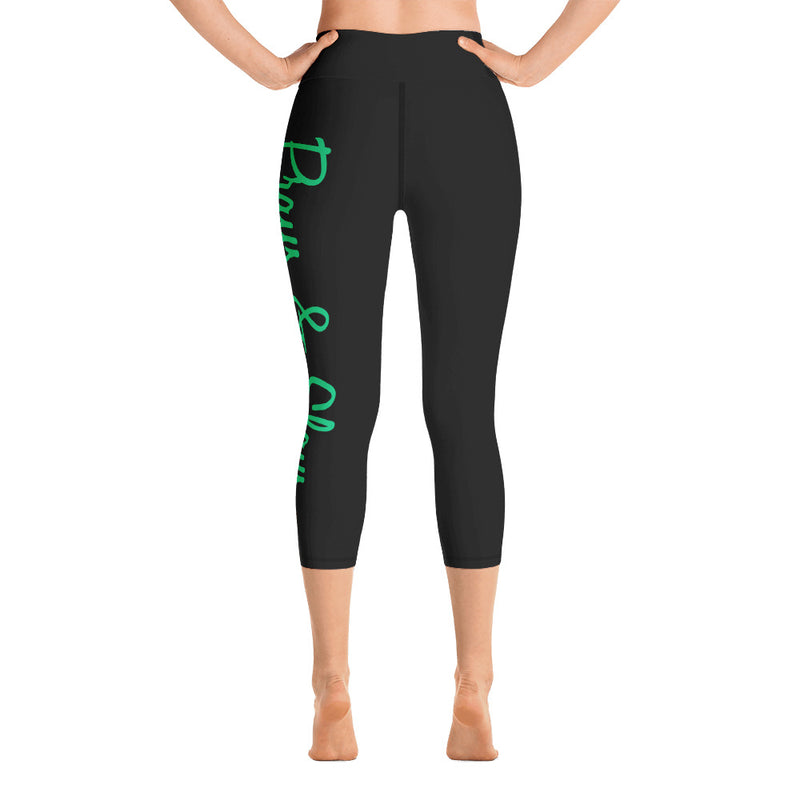 'This Mommy Prays & Slays' Black Yoga Capri Leggings