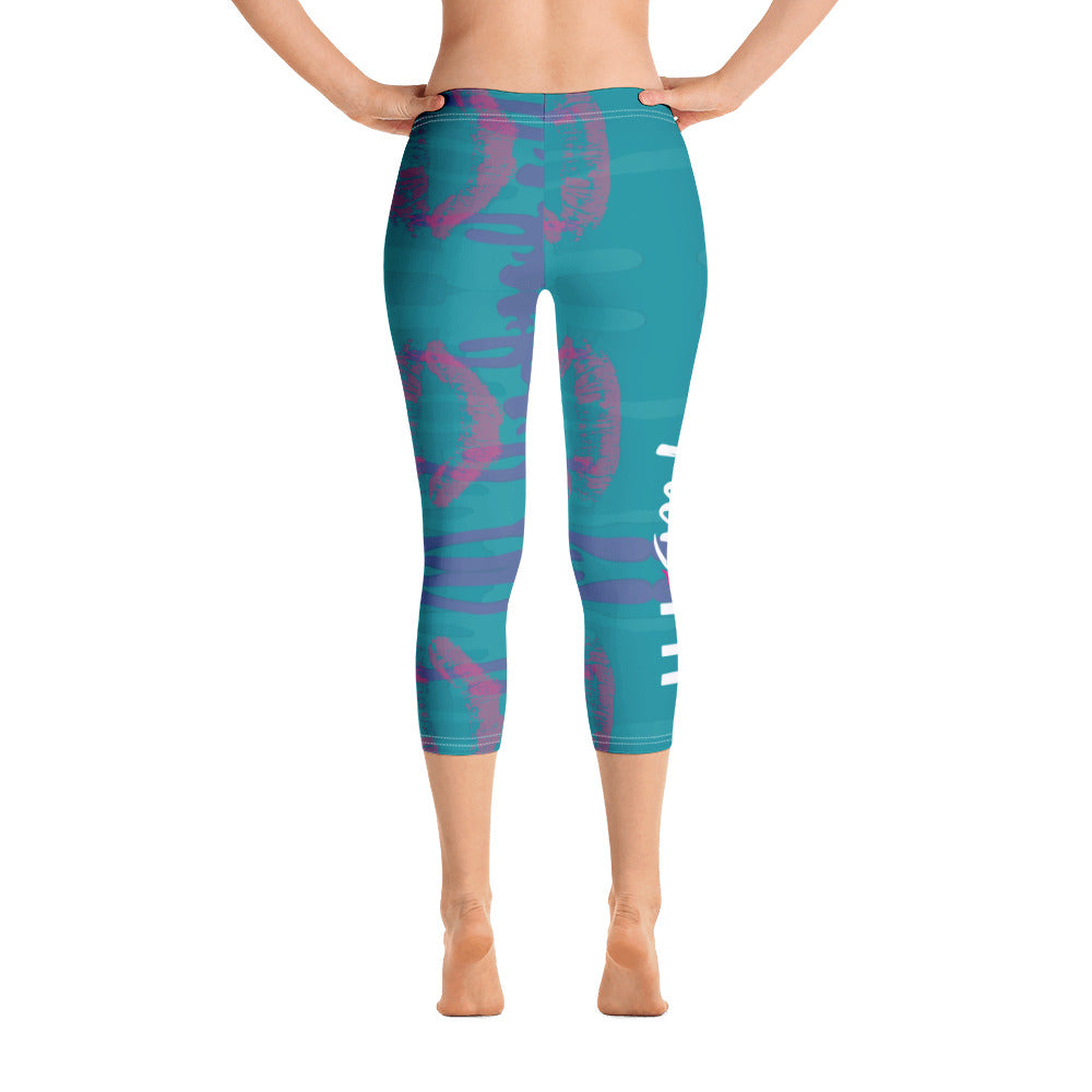 'Fab & Fit' Aqua Capri Leggings